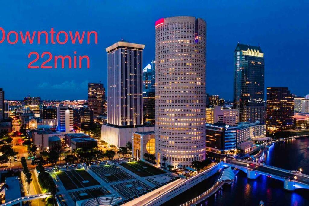 Grey Novo Studio + Free-Parking&Wifi Tampa Bagian luar foto
